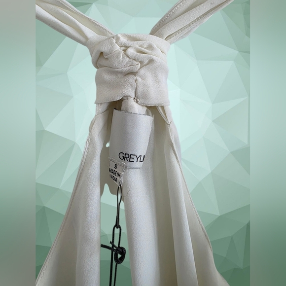 Greylin White Beaded Tank Top Size Small - Picture 3 of 6